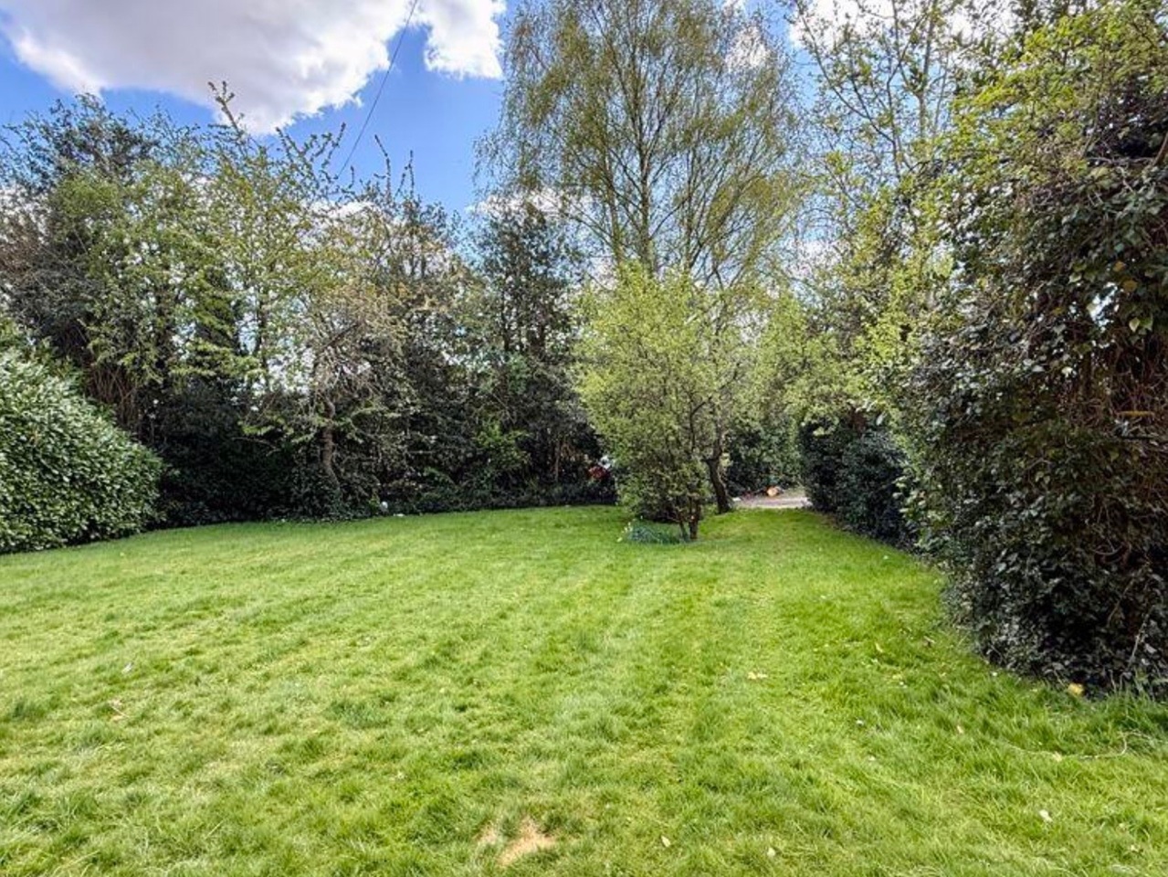 Additional image 7 of Room in a Shared Flat, Moor End Court, B24, N1 7GU