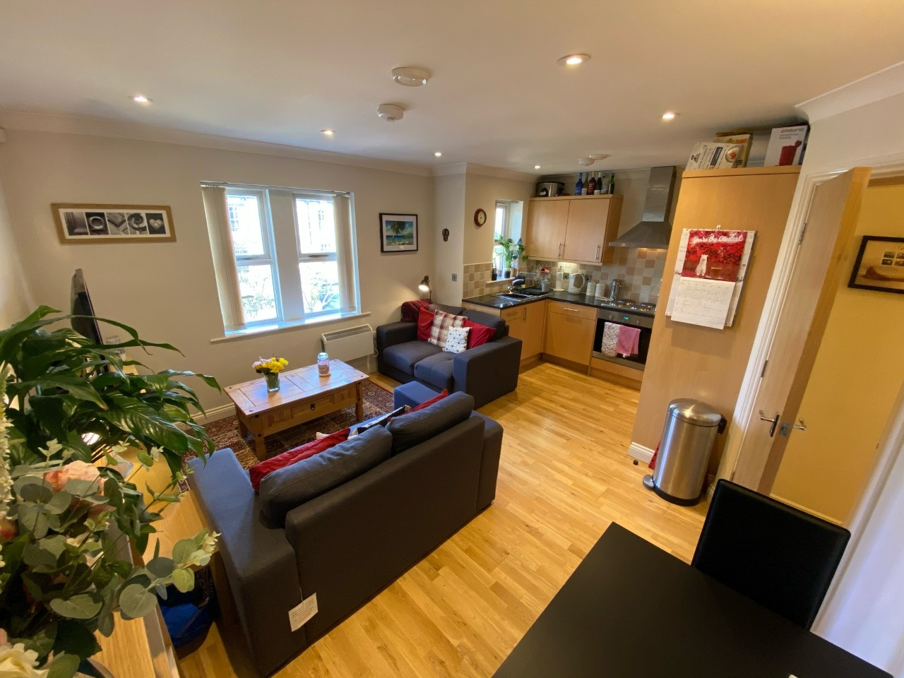2 Bed Flat, Hillside House, LS6, N1 7GU