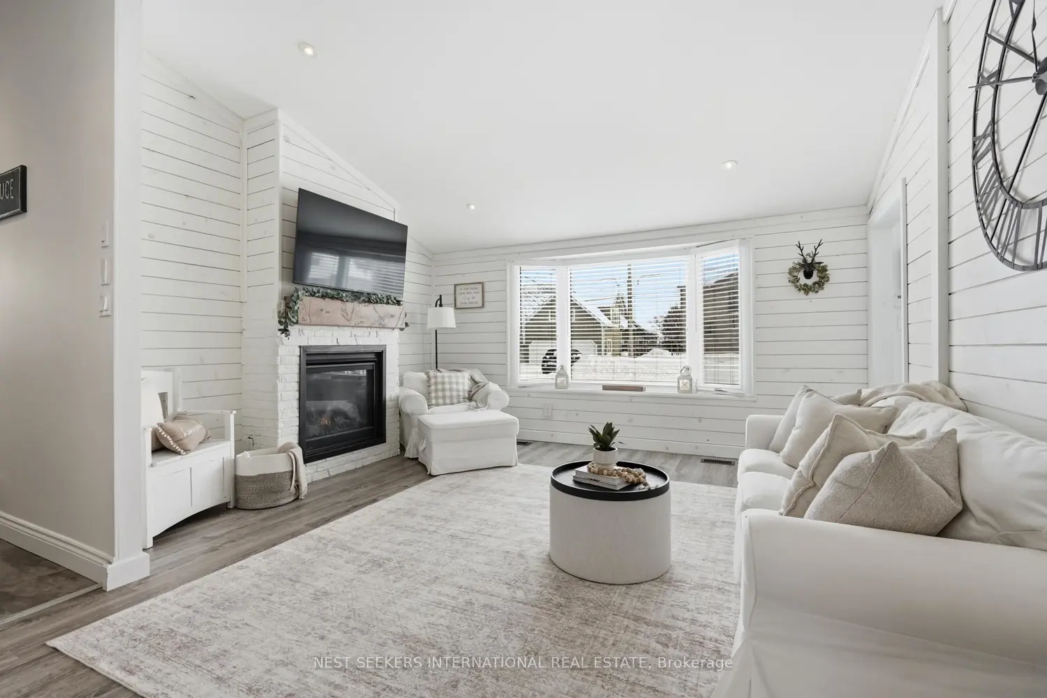 Additional image 4 of 920 Barry Avenue