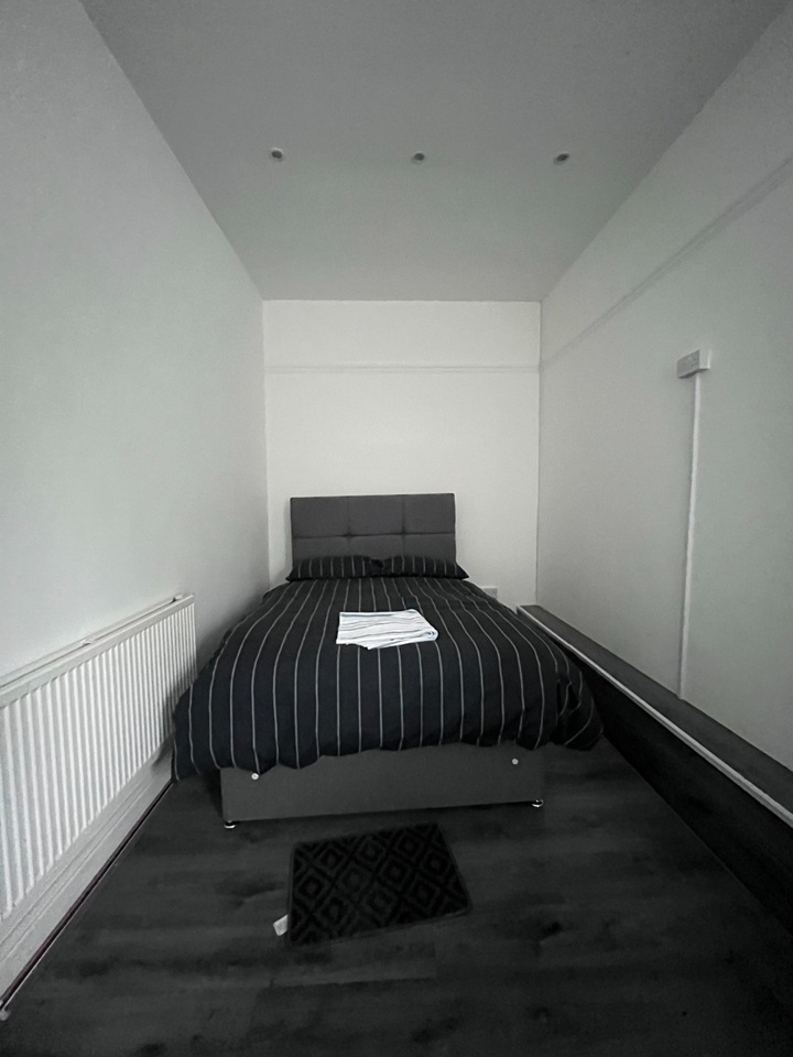 Additional image 12 of Studio Flat, Trinity Street, B67, N1 7GU