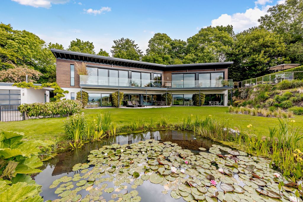 5 bed detached house for saleCuilfail, Lewes BN7