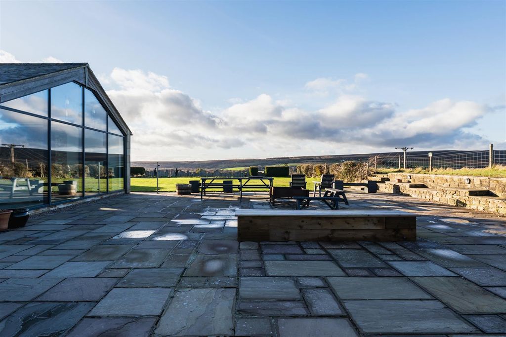 Additional image 4 of 6 bed detached house for saleHolmesfield, Dronfield S18