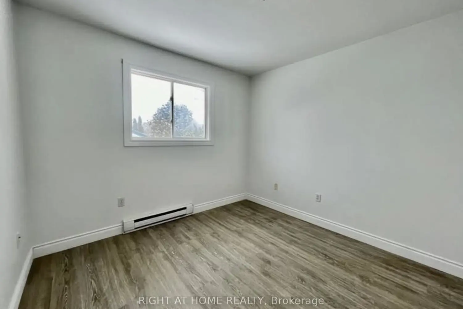 Additional image 15 of 380 Bayview Parkway