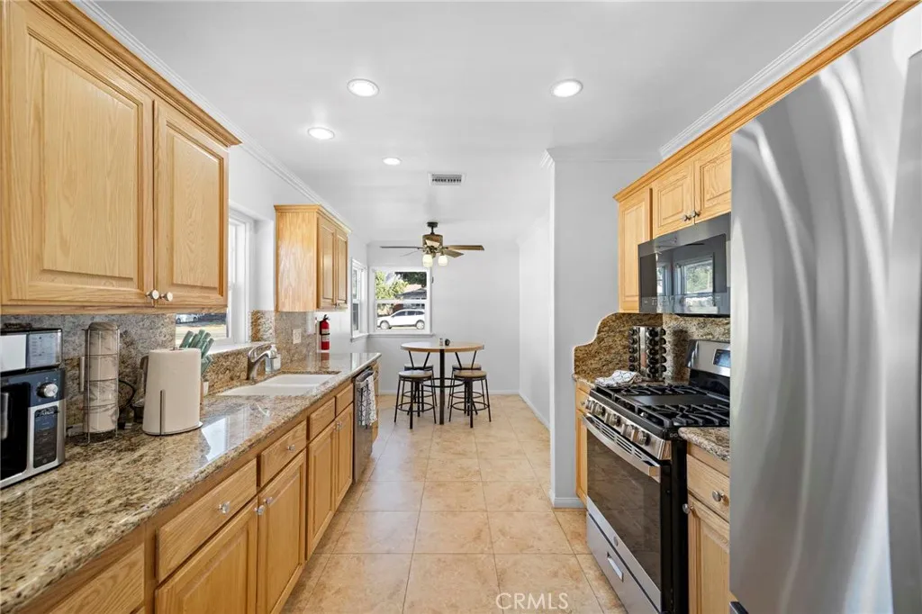 Additional image 14 of 720 E Foothill Blvd, Glendora, CA 91741