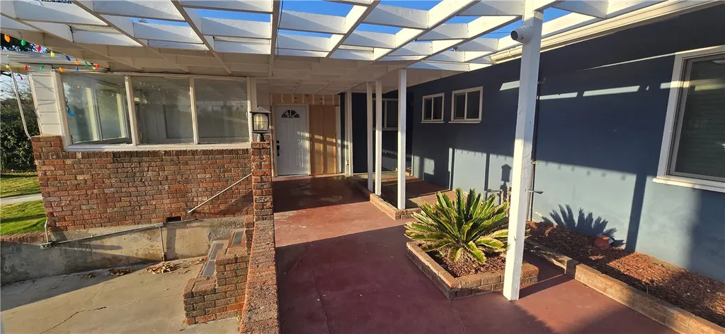 Additional image 6 of 4130 Estrada Dr, Jurupa Valley, CA 92509