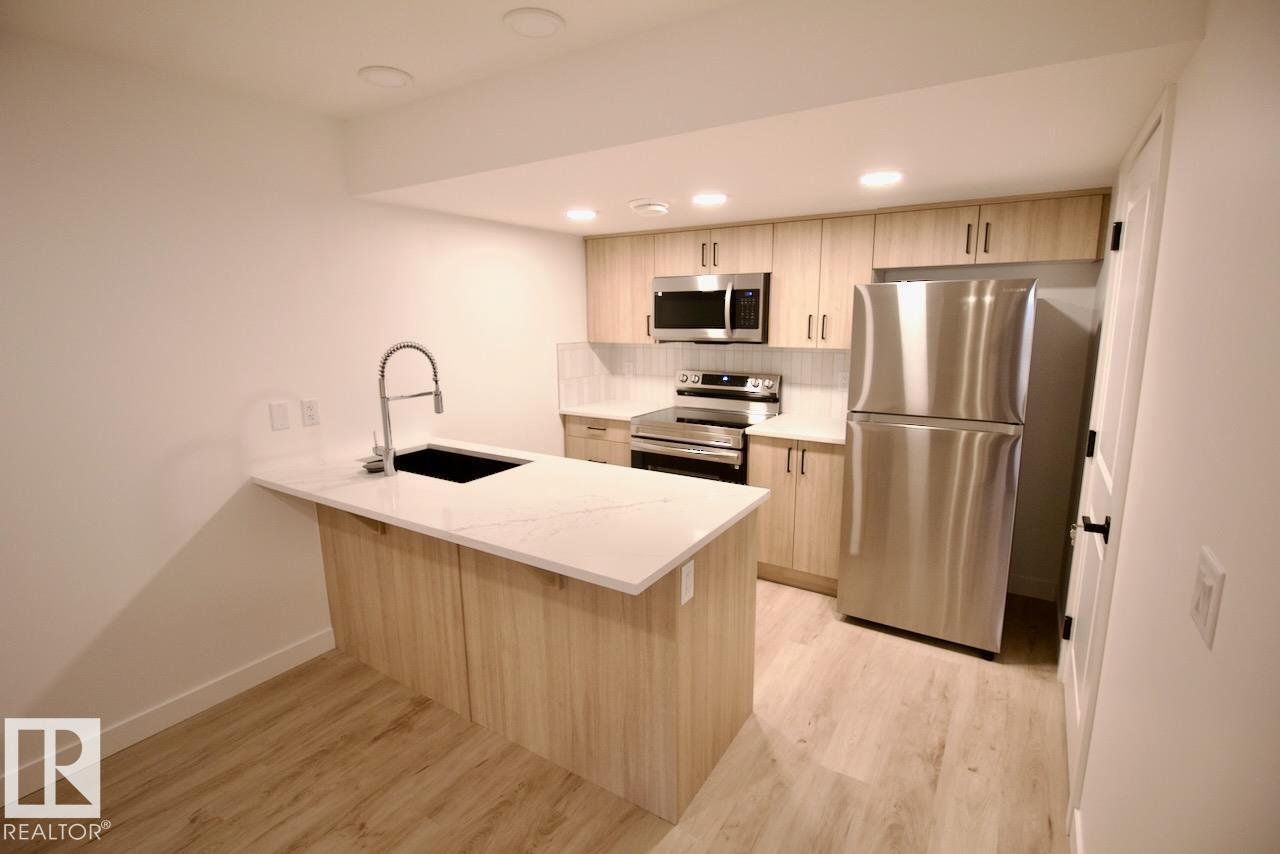 #BSMT 6326 27 AV SW SW