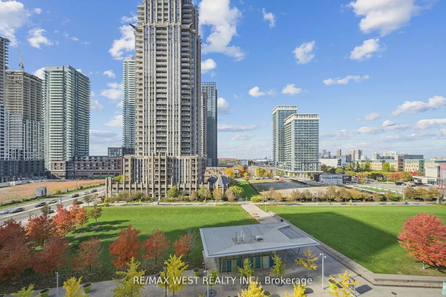 Additional image 3 of 350 Princess Royal Drive 805