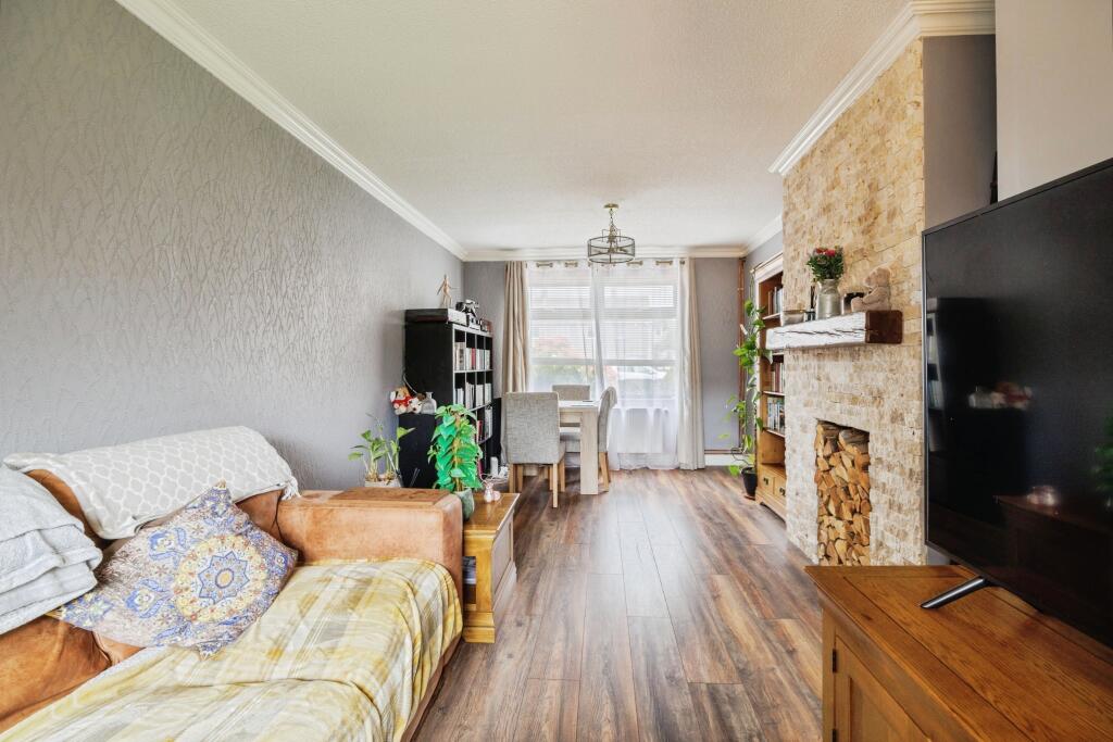 Deansloch Terrace, Aberdeen, AB16