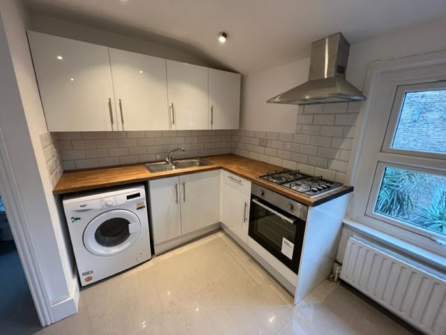 Additional image 6 of 2 Bed Flat, London, SE24, N1 7GU