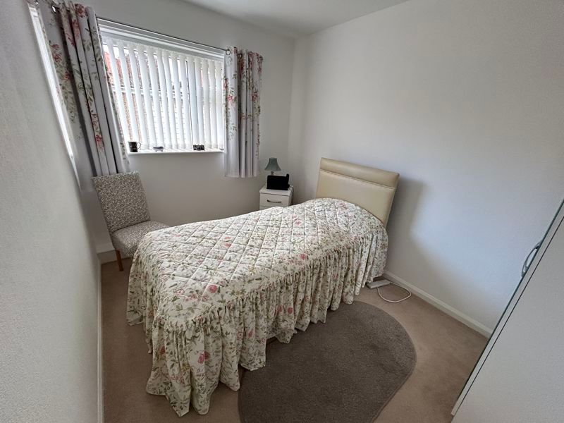 Additional image 10 of 2 bed flat for saleWarren Drive, Deganwy LL31