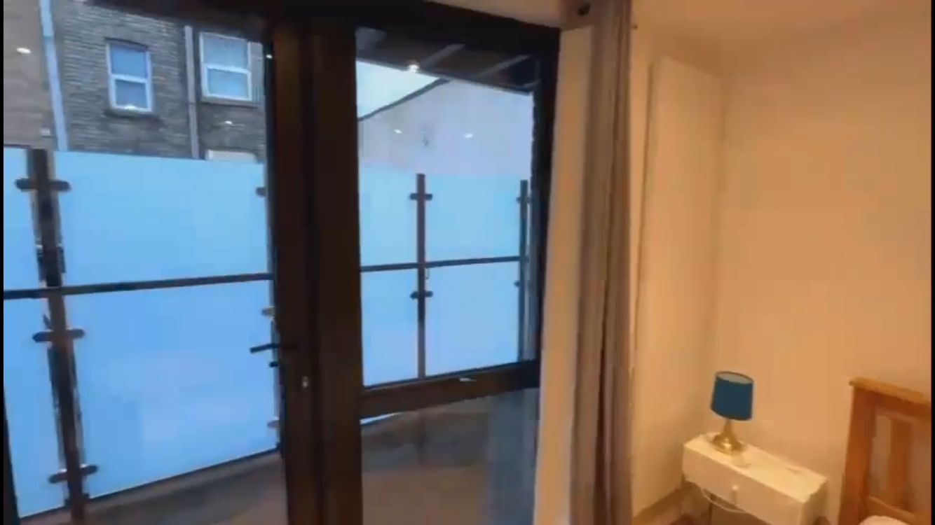 Additional image 10 of 1 Bed Flat, Umberston Street, E1, N1 7GU