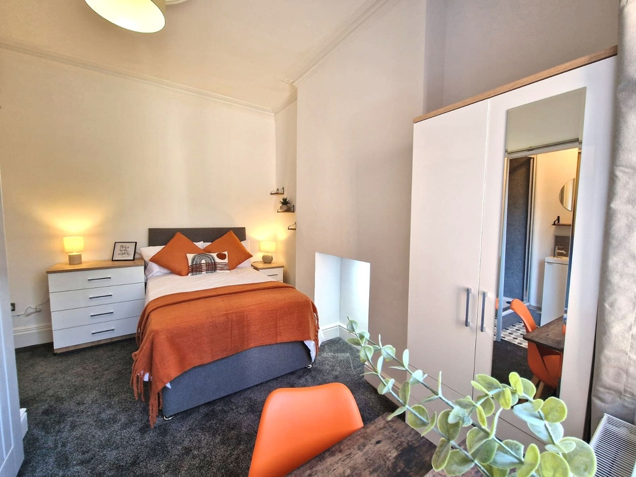 Bedsit, Gillott Road, B16, N1 7GU