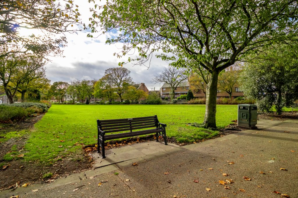 Additional image 26 of 2 bed flat for saleGibson Place, Montrose DD10