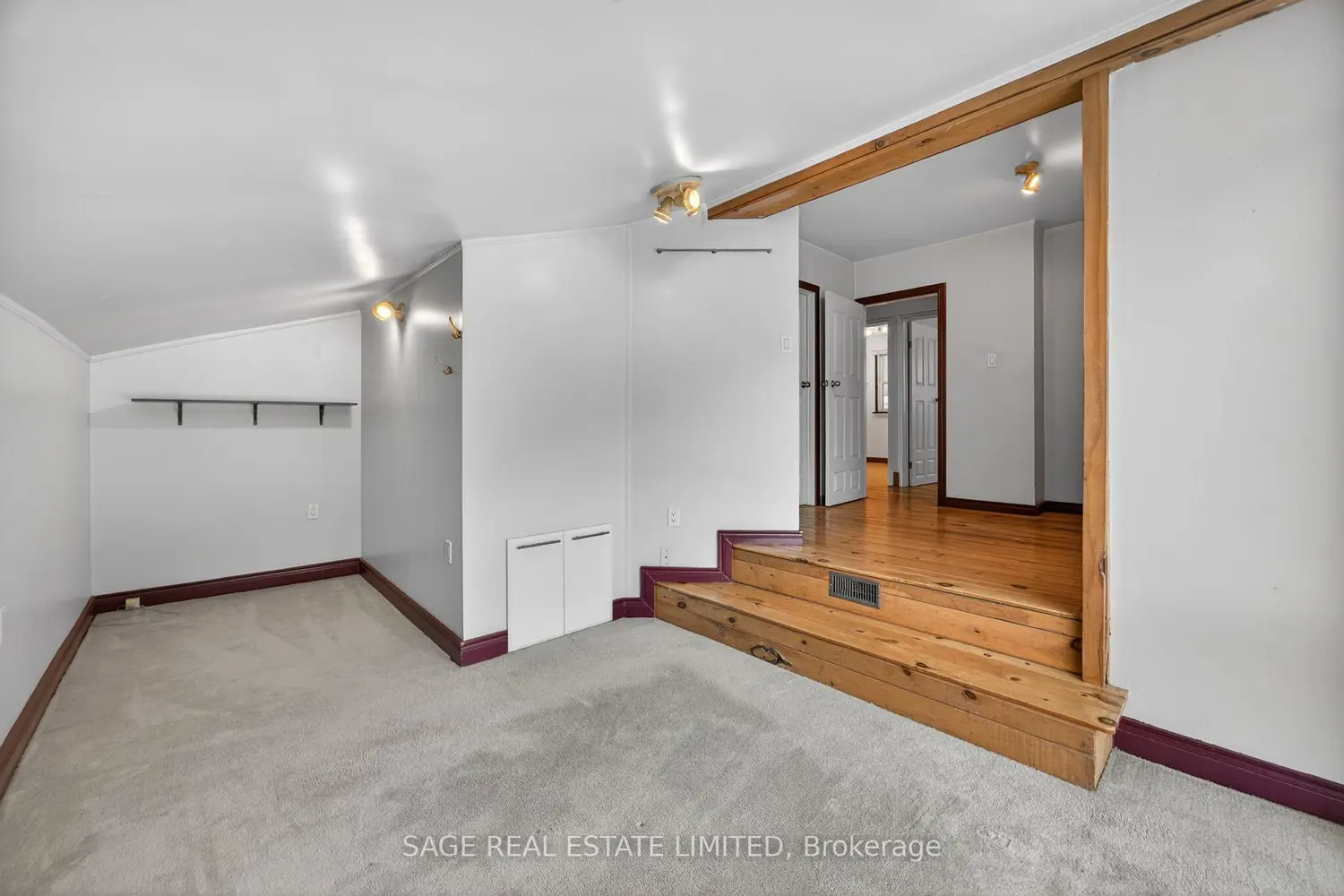 Additional image 8 of 877430 5 Line