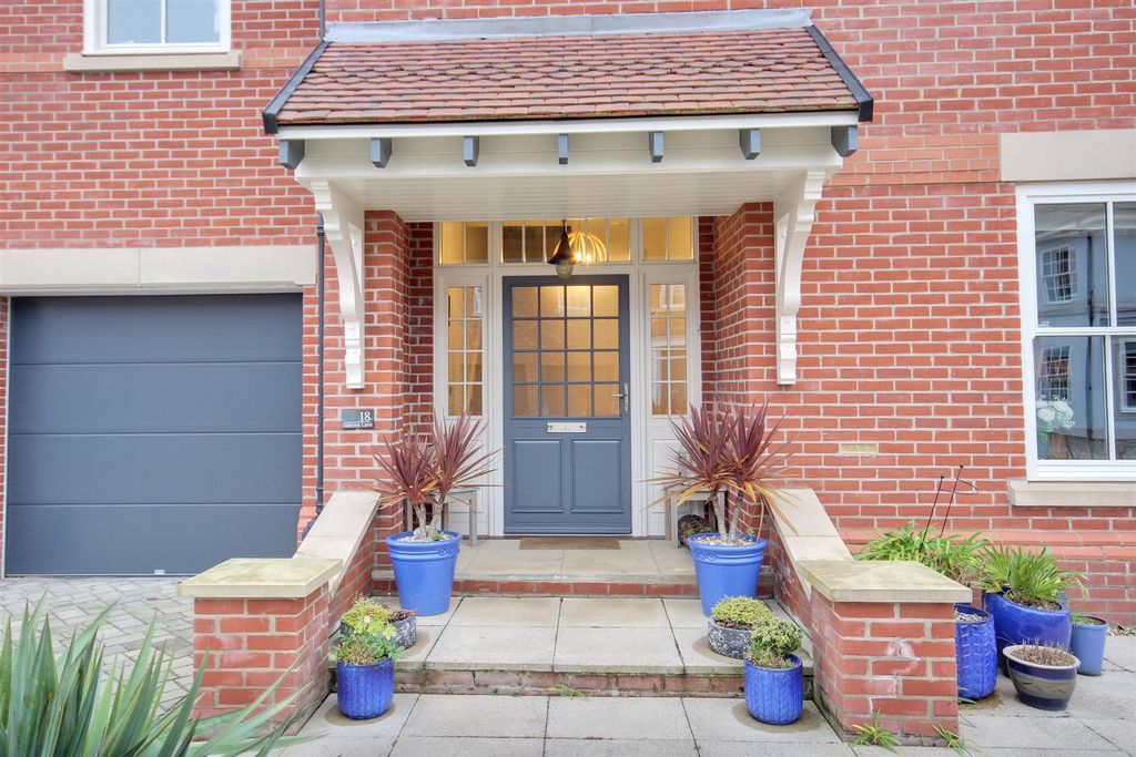 Additional image 33 of 5 bed detached house for saleGallows Lane, Beverley HU17