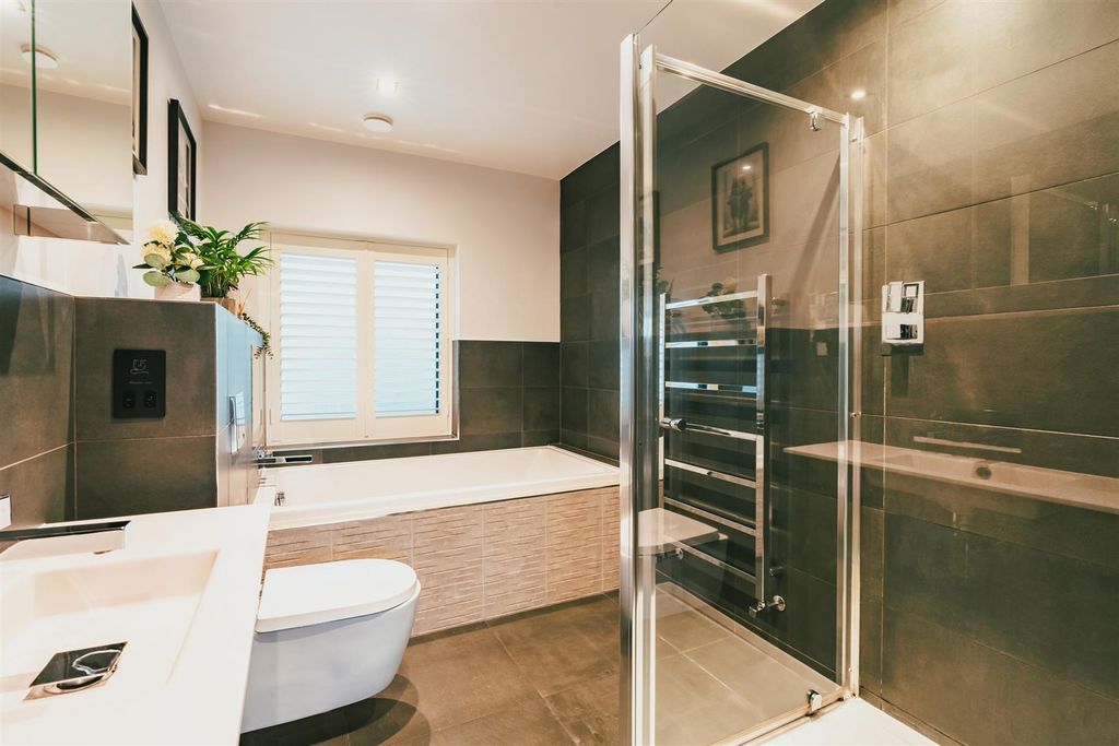 Additional image 28 of 5 bed detached house for saleDore Road, Sheffield S17