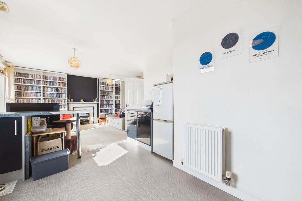 Additional image 8 of 2 bed flat for saleAntonine Gate, Clydebank G81