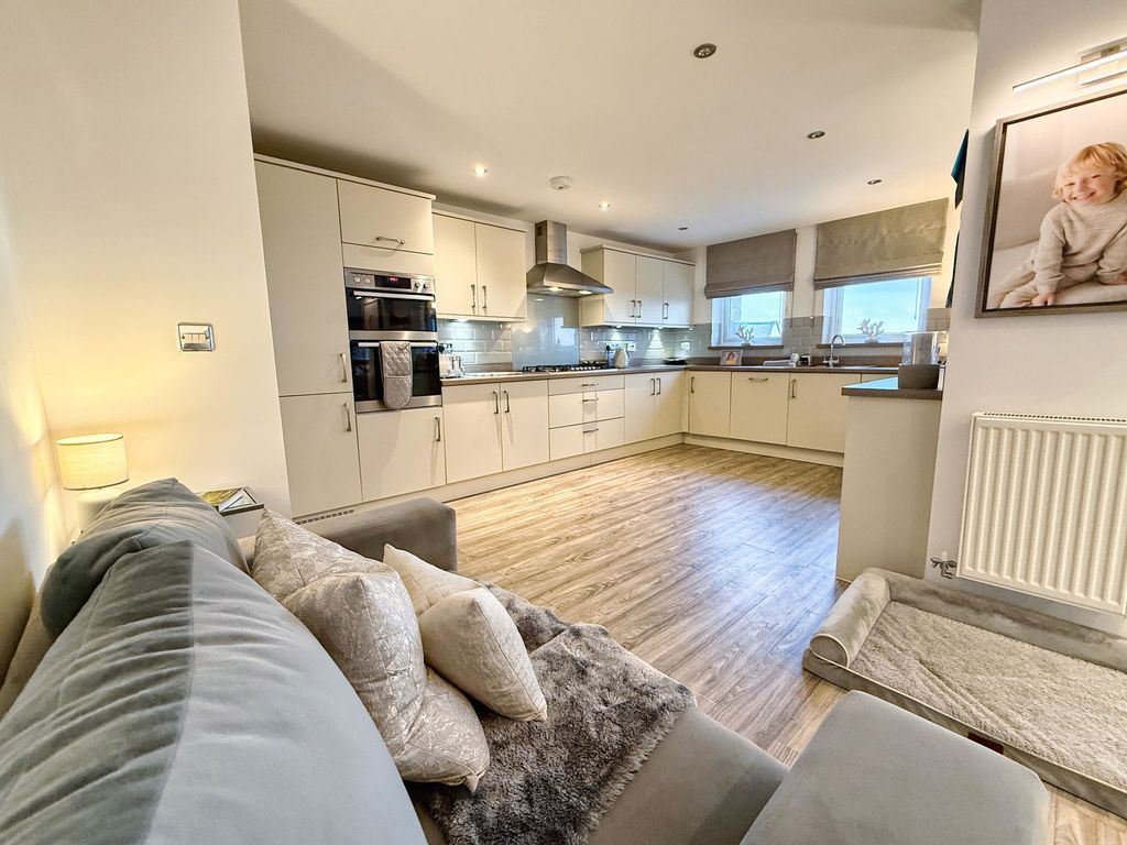 Additional image 3 of 5 bed detached house for saleChannel View, Ogmore-By-Sea CF32
