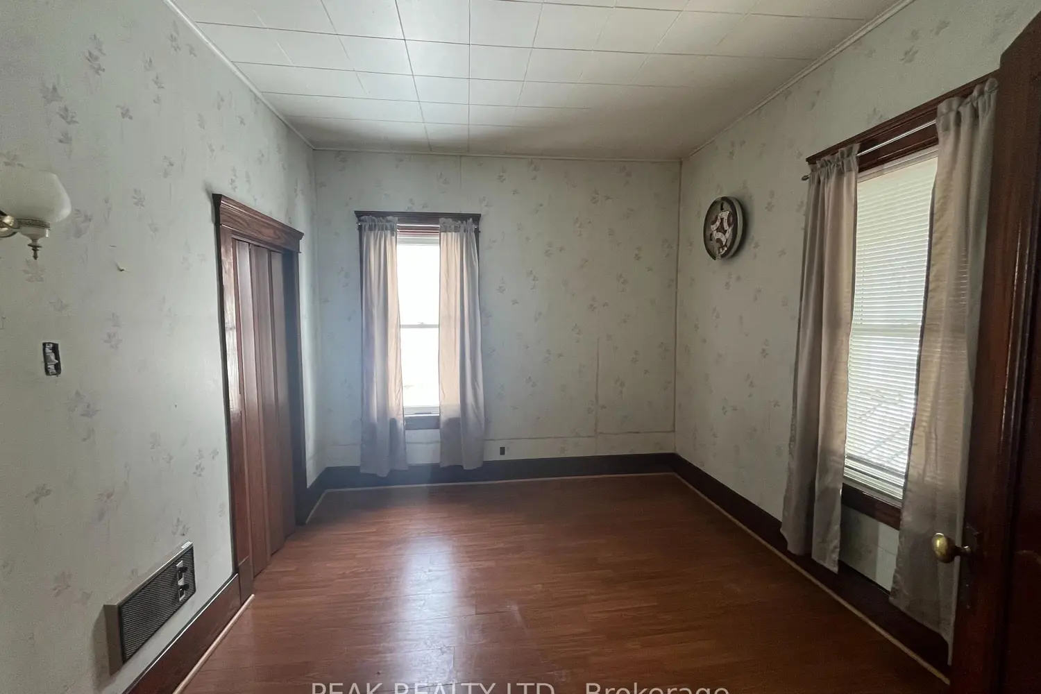 Additional image 5 of 152 Elm Street