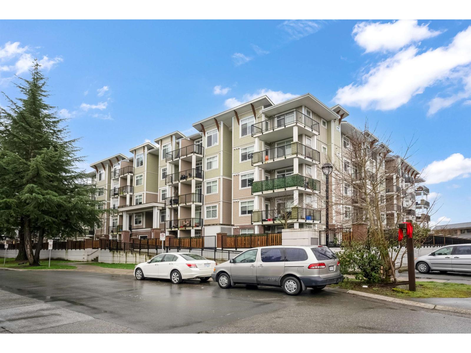 107 20686 EASTLEIGH CRESCENT