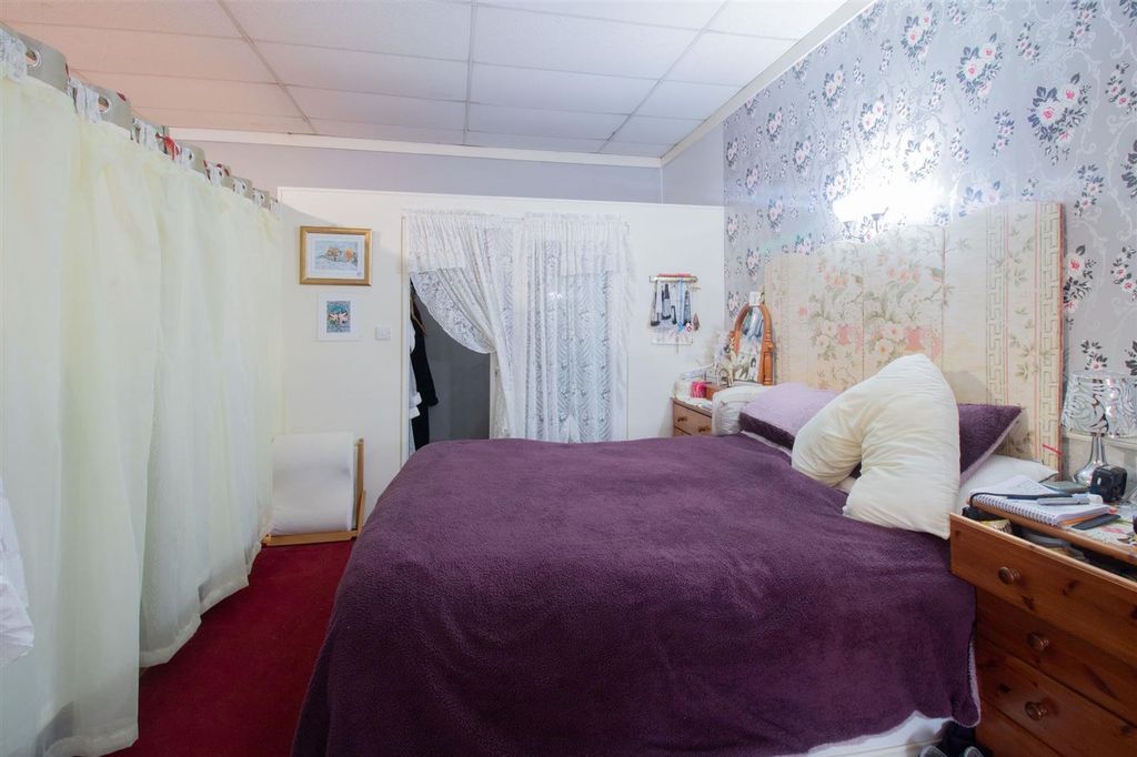 Additional image 47 of 1 bed property for saleRisca Road, Cross Keys NP11
