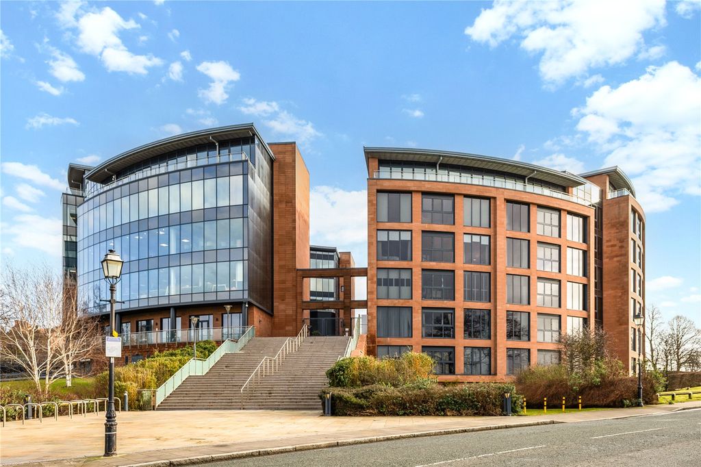 2 bed flat for saleNuns Road, Chester, Cheshire CH1