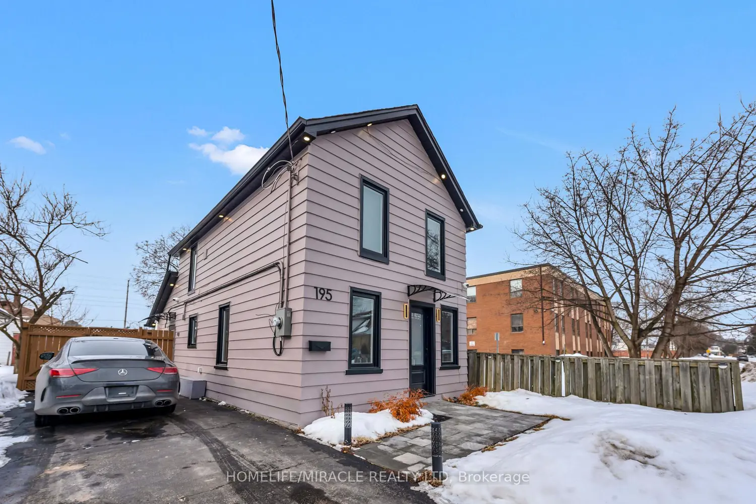 Additional image 18 of 195 Randi Road