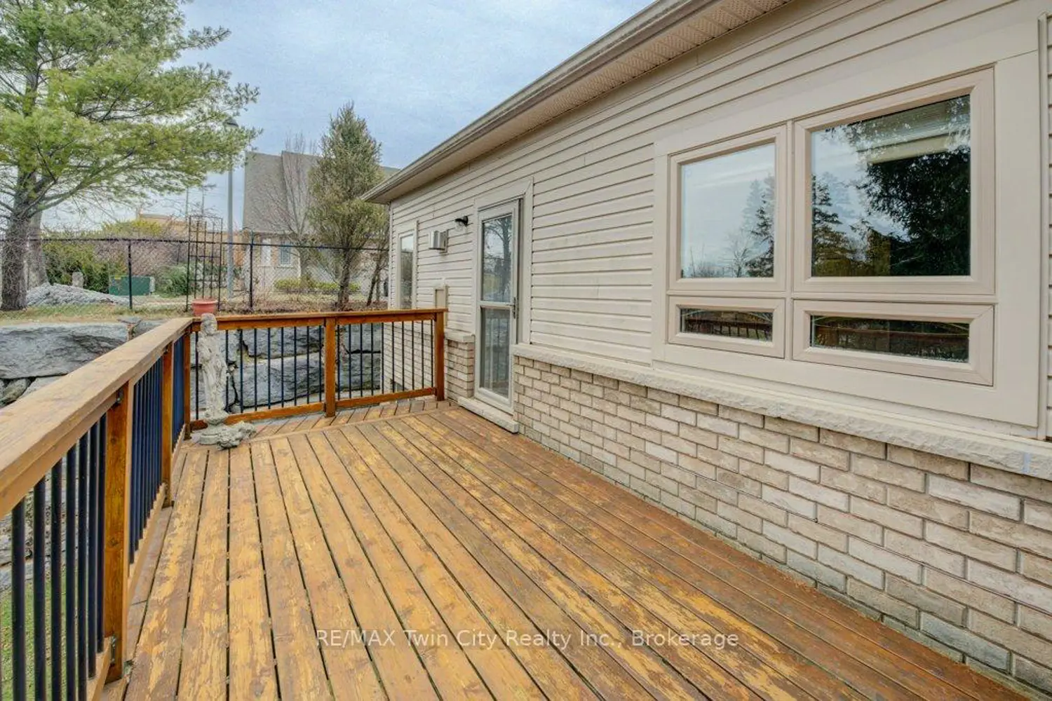 Additional image 17 of 10 Cobblestone Drive 13