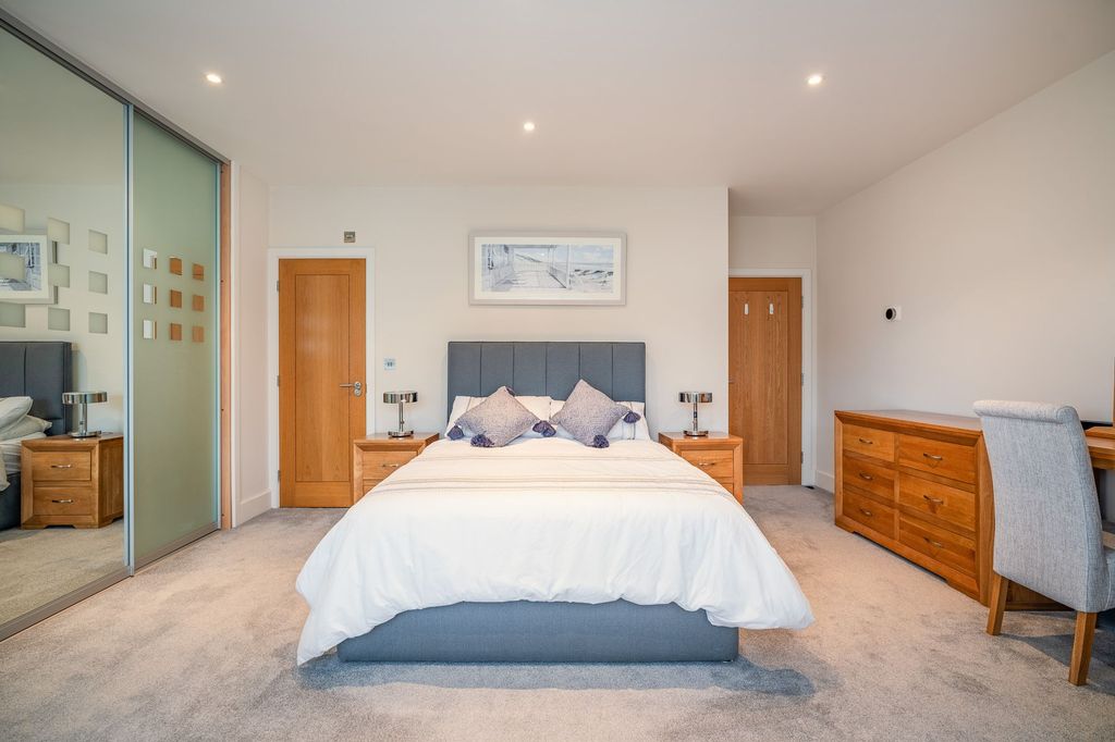 Additional image 6 of 2 bed flat for saleDeganwy Road, Deganwy LL31