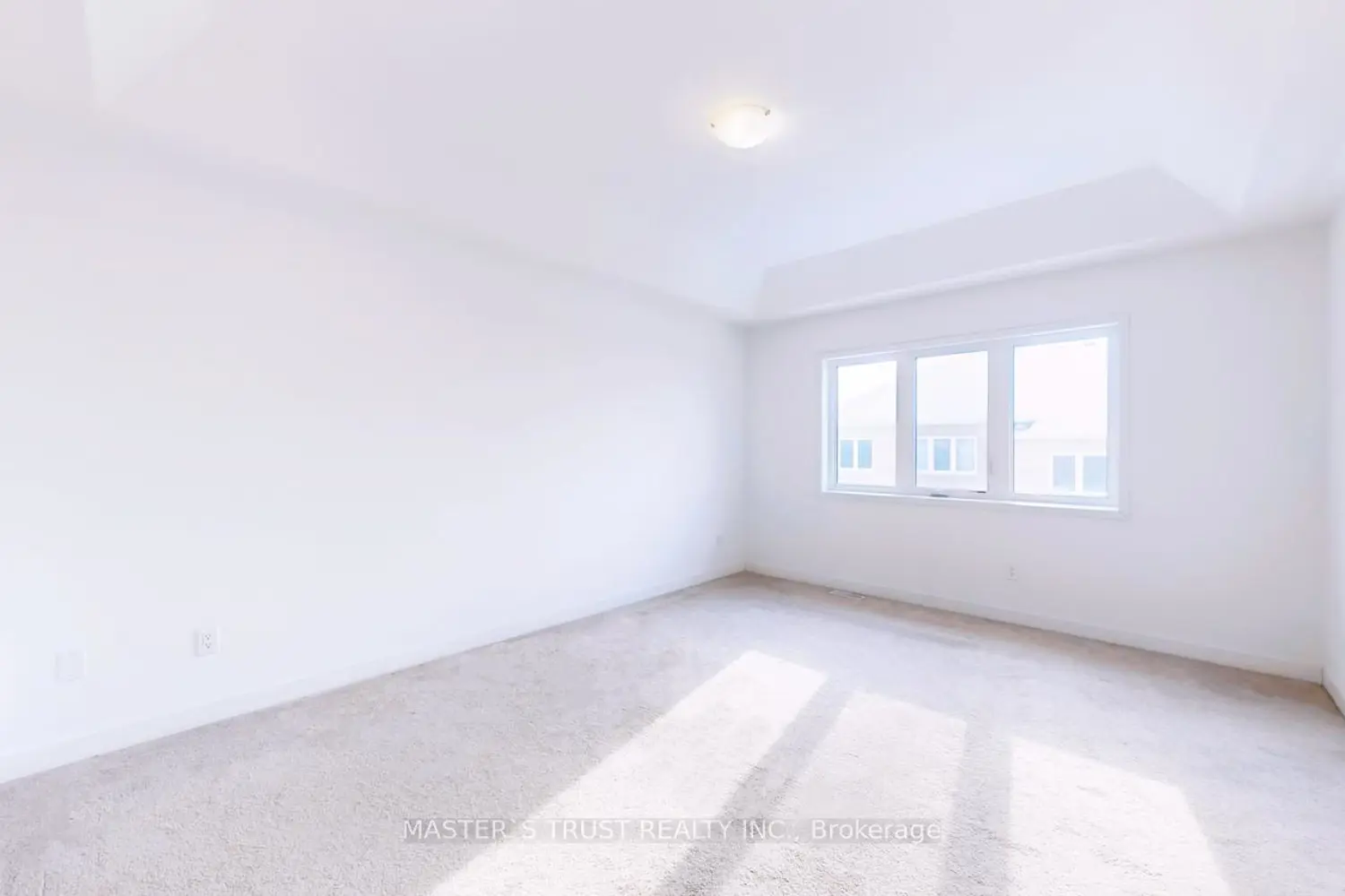 Additional image 12 of 208 Harding Park Street