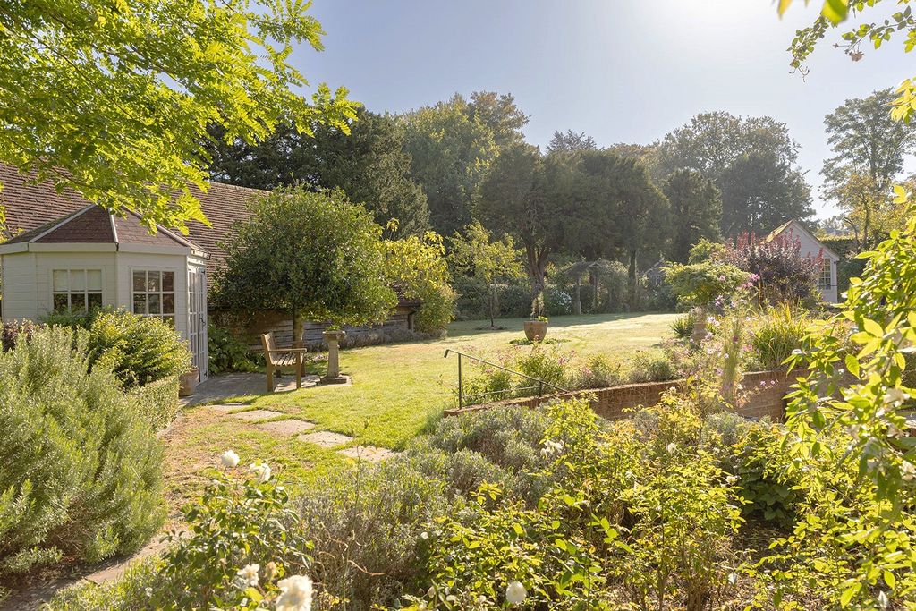 Additional image 2 of 5 bed detached house for saleStation Road, Kintbury, Hungerford, Berkshire RG17