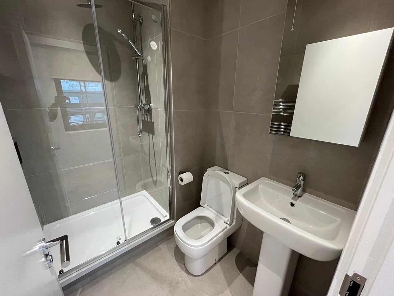 Additional image 2 of 1 Bed Flat, New Briggate, LS2, N1 7GU