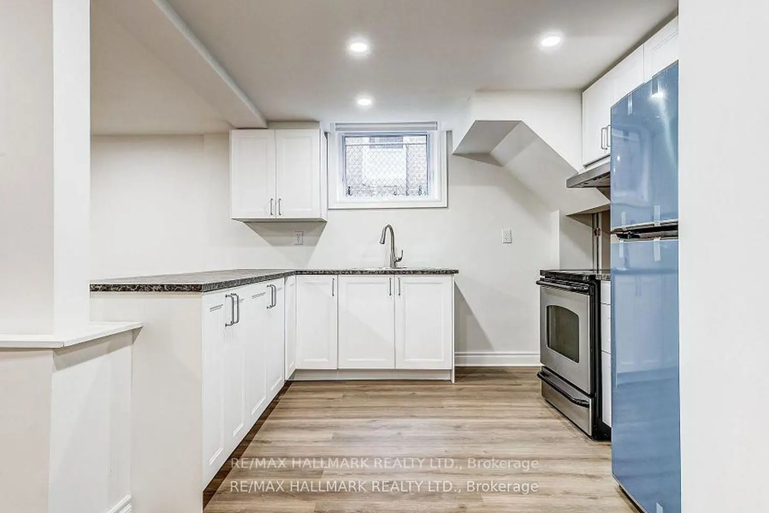 Additional image 17 of 51 Aurora Heights Drive