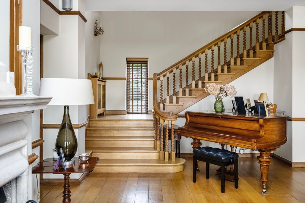 Additional image 3 of 7 bed detached house for saleGrouse Road, Horsham RH13