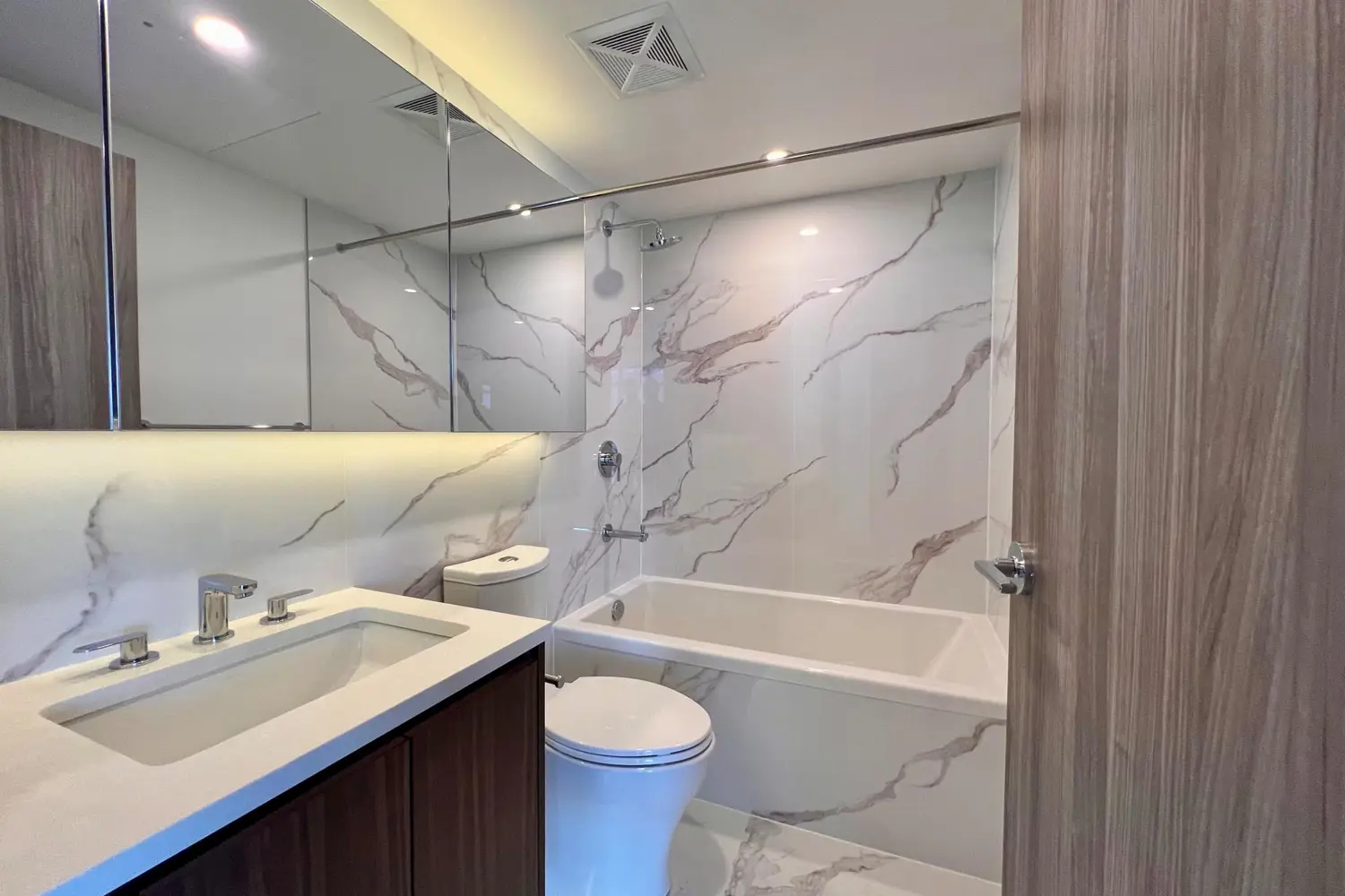 Additional image 10 of 3 Concord City Place Way 7103