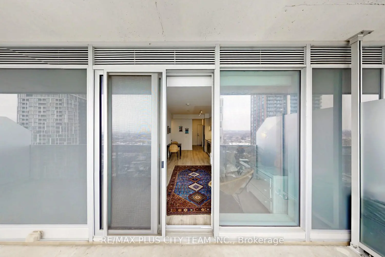 Additional image 10 of 20 Tubman Avenue 2008
