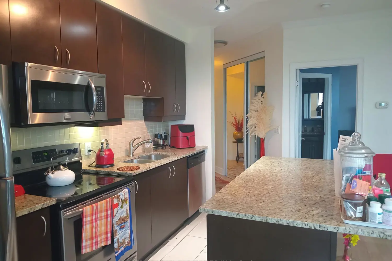 Additional image 8 of 100 John Street 608