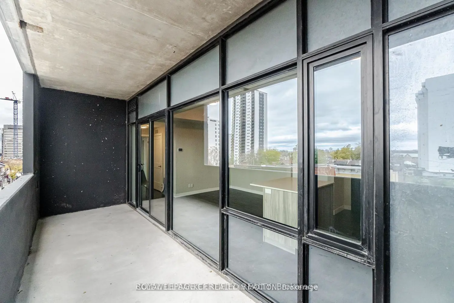 Additional image 19 of 15 Queen Street 303