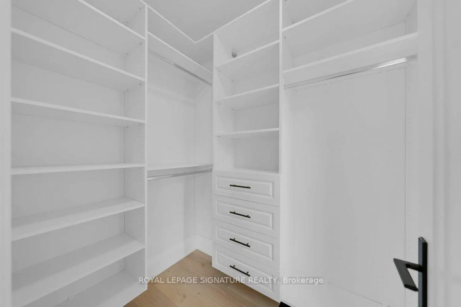 Additional image 16 of 92 Howard Road