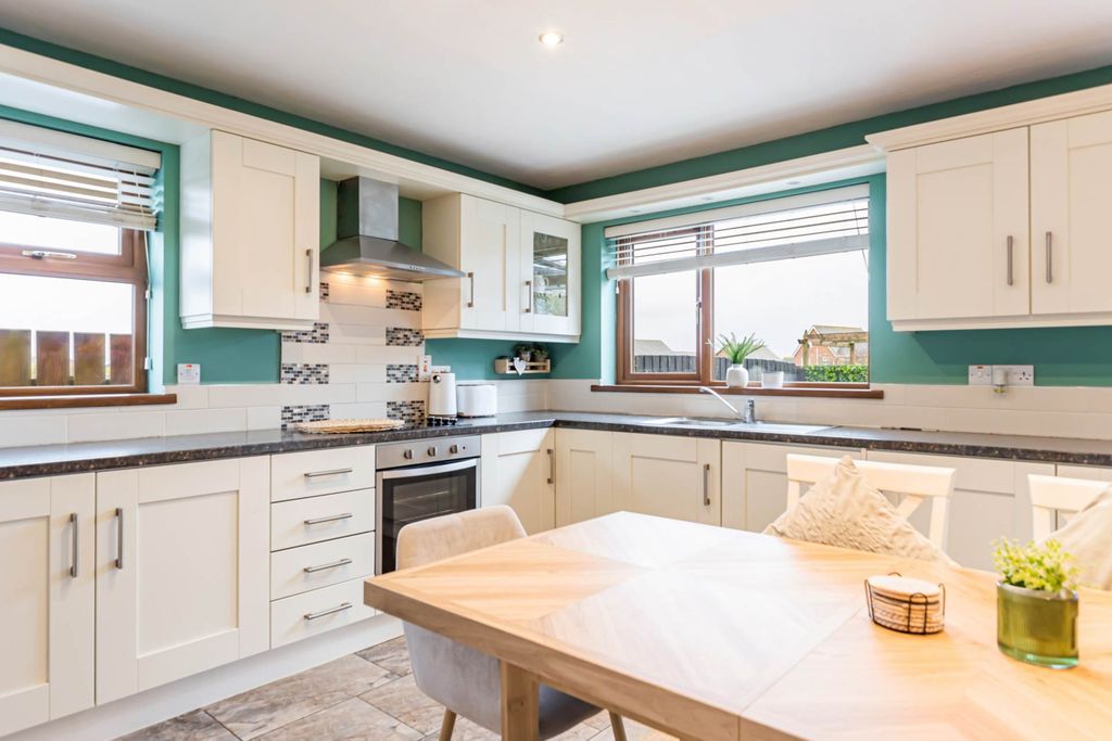 Additional image 11 of 4 bed detached house for saleSt Andrews Drive, Ballyhalbert BT22