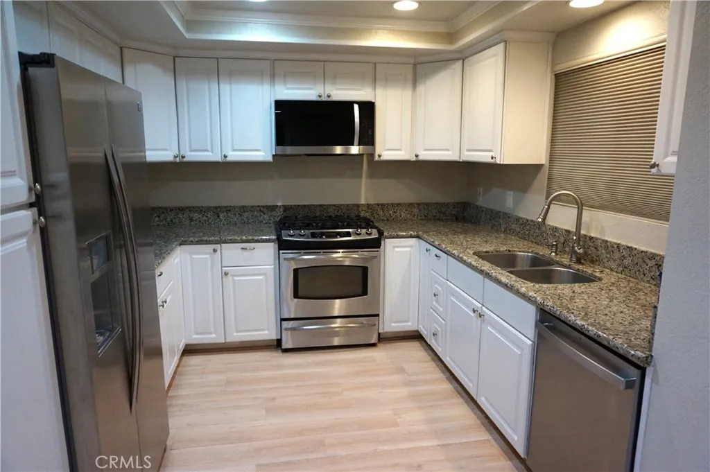 Additional image 10 of 16521 Grunion Ln, Huntington Beach, CA 92649