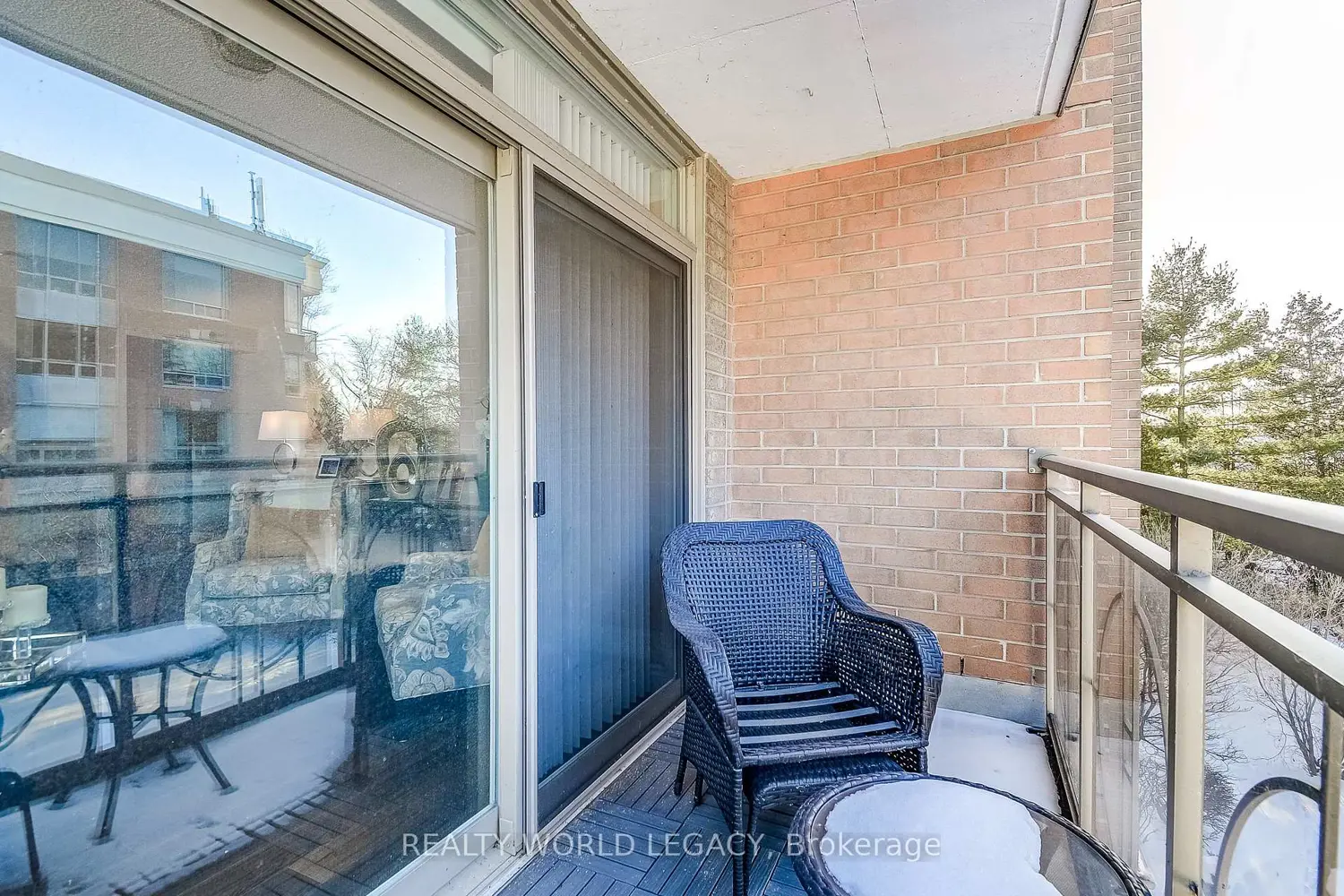 Additional image 11 of 100 Burloak Drive 1301