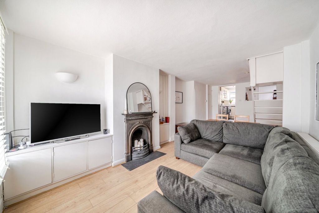 Additional image 12 of 2 bed terraced house for saleHeath Road, Weybridge KT13