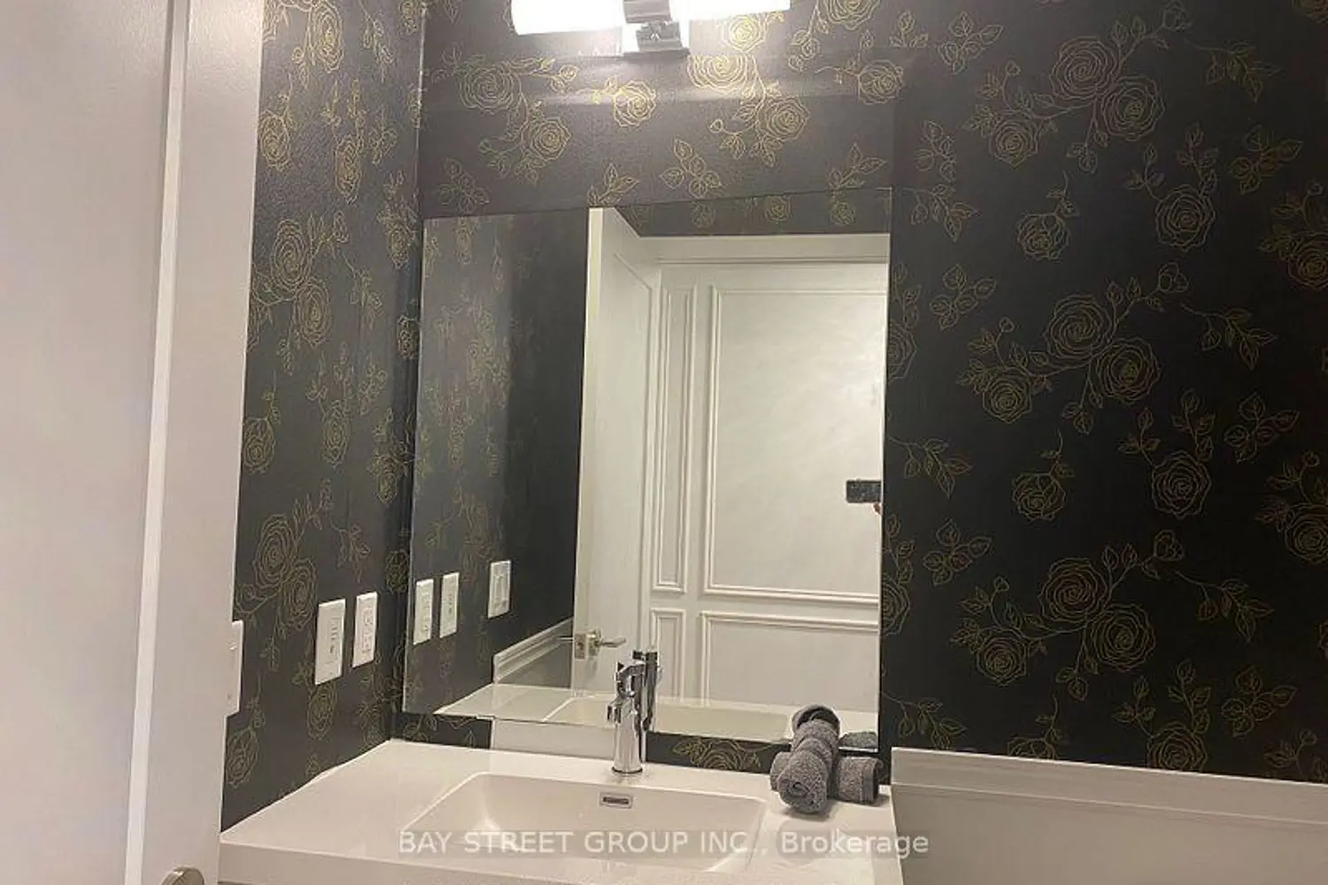 Additional image 19 of 2545 Simcoe Street 2515