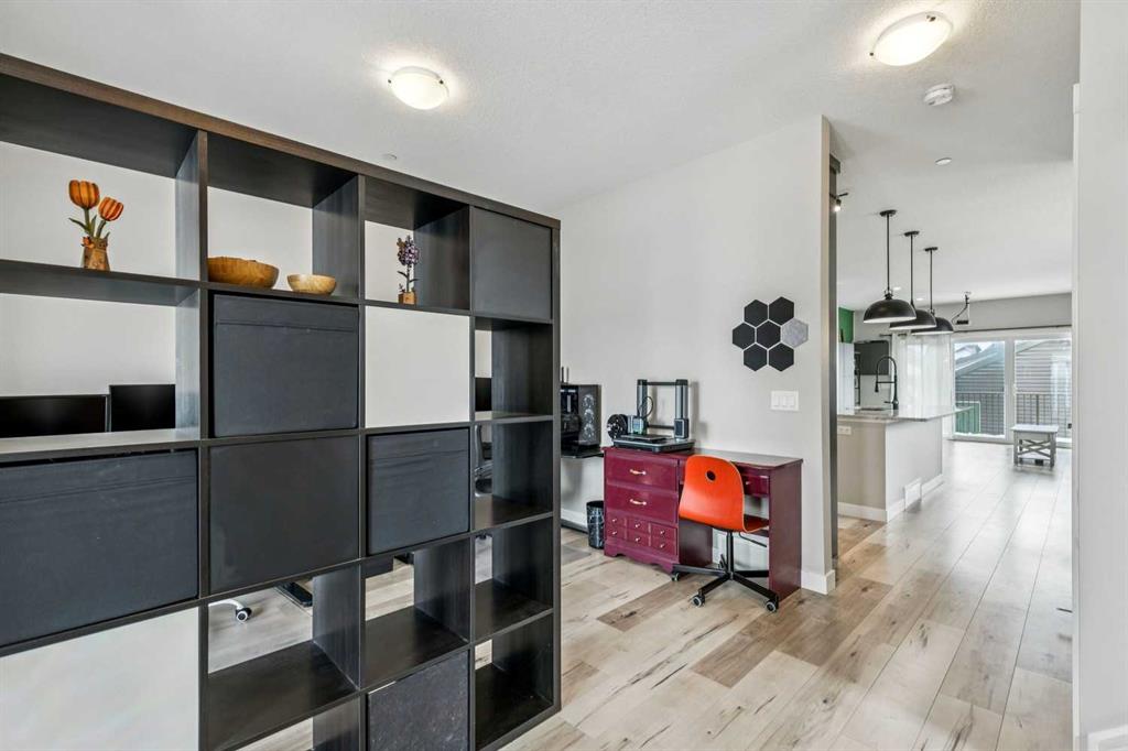 Additional image 5 of 240 Lucas Avenue NW, Calgary, AB, T3P 1N3