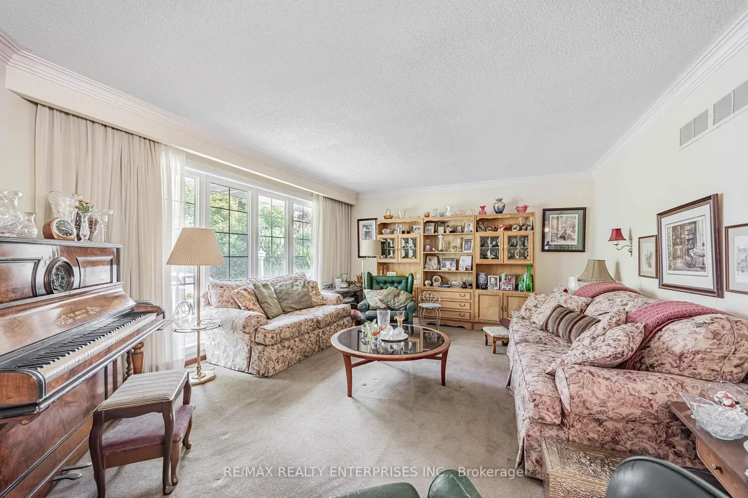 Additional image 10 of 2739 Embleton Road