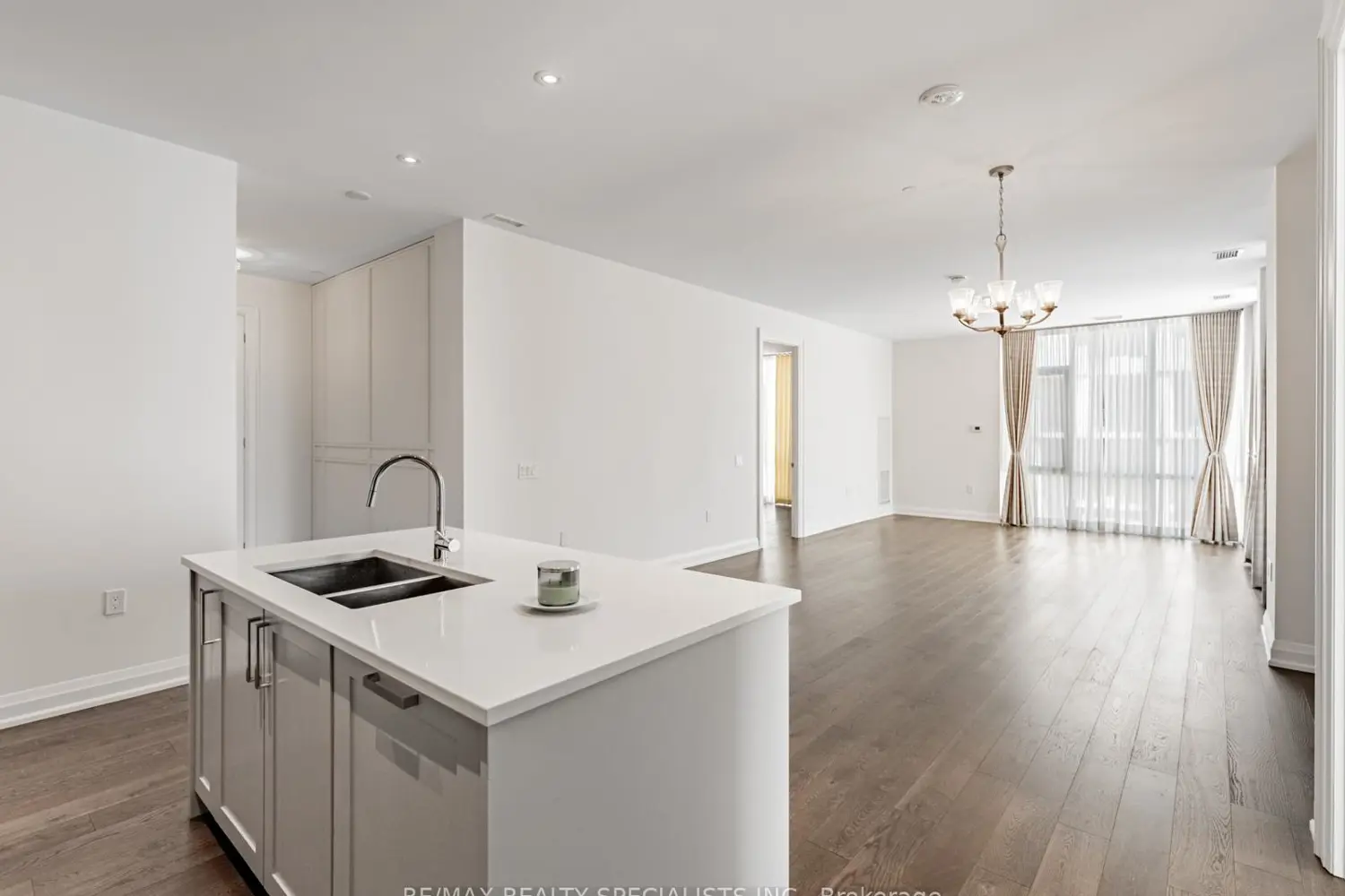 Additional image 6 of 42 Mill Street 208