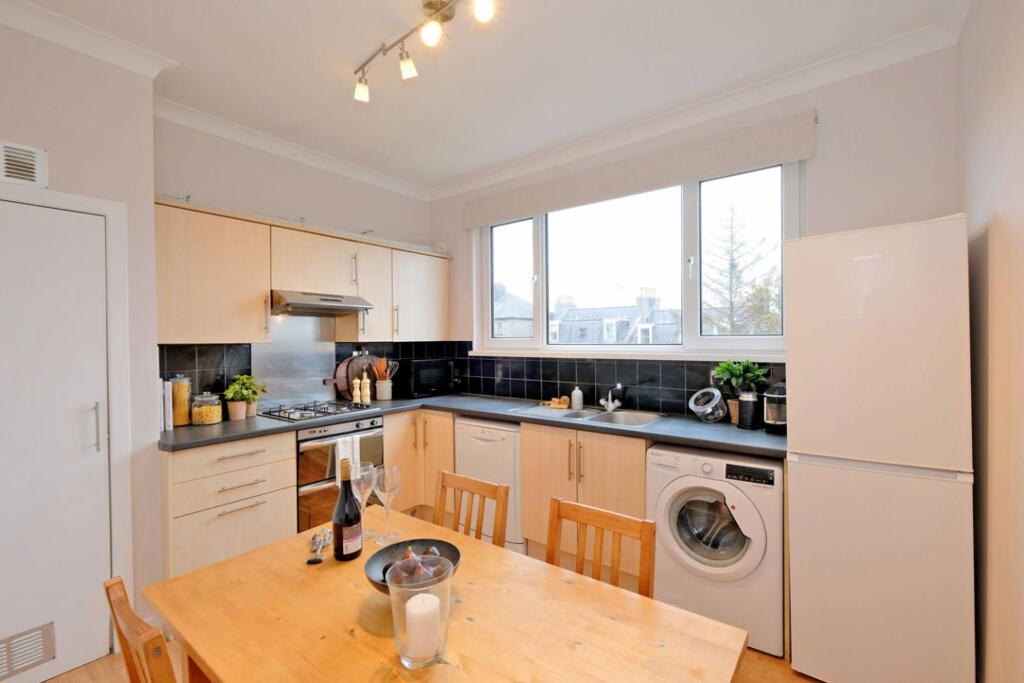 Additional image 8 of Top Floor 46 Esslemont Avenue, Rosemount, Aberdeen, AB25 1SQ
