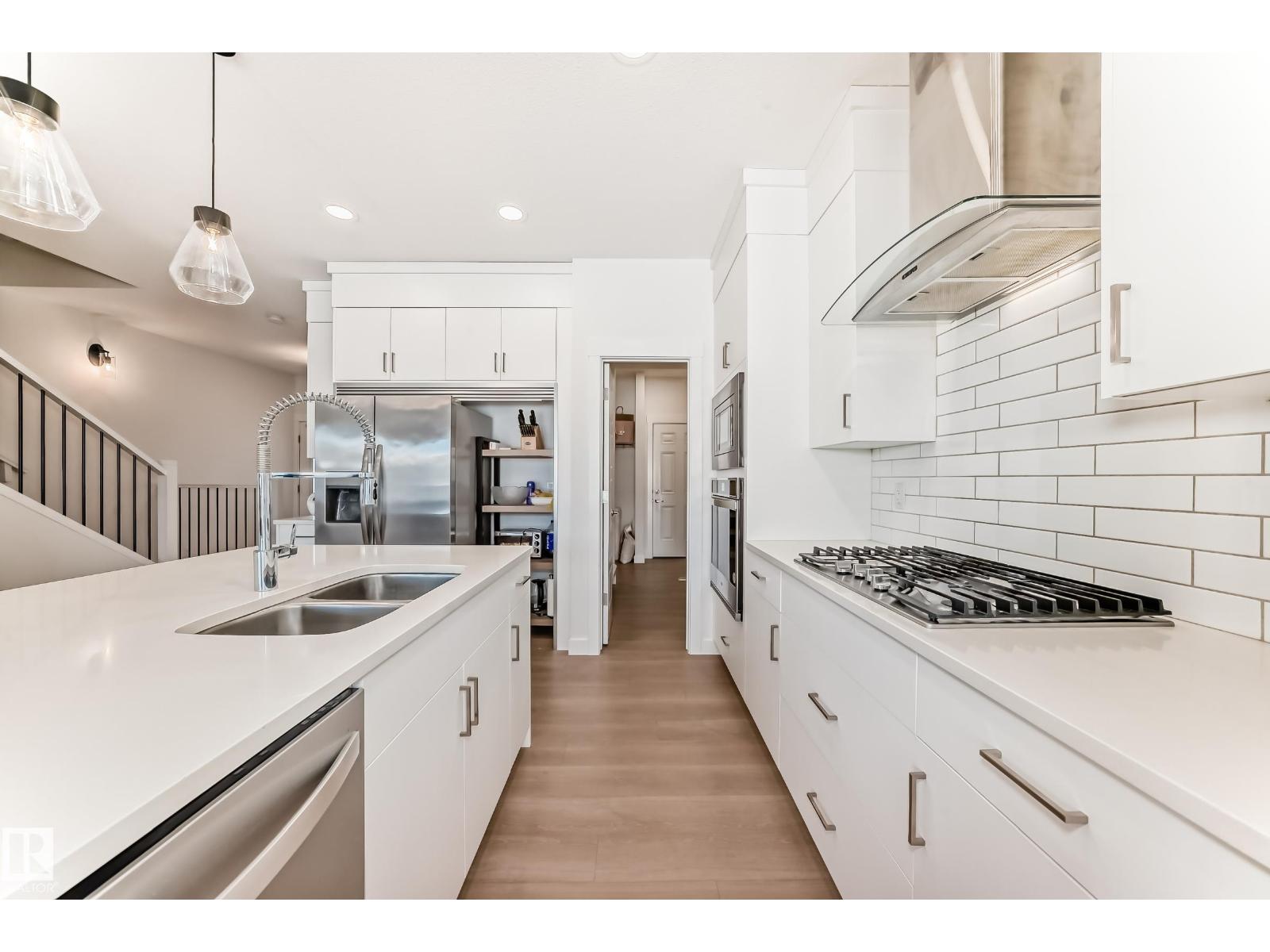 Additional image 6 of 17532 49 Street NW, Edmonton, AB, T5Y4C6