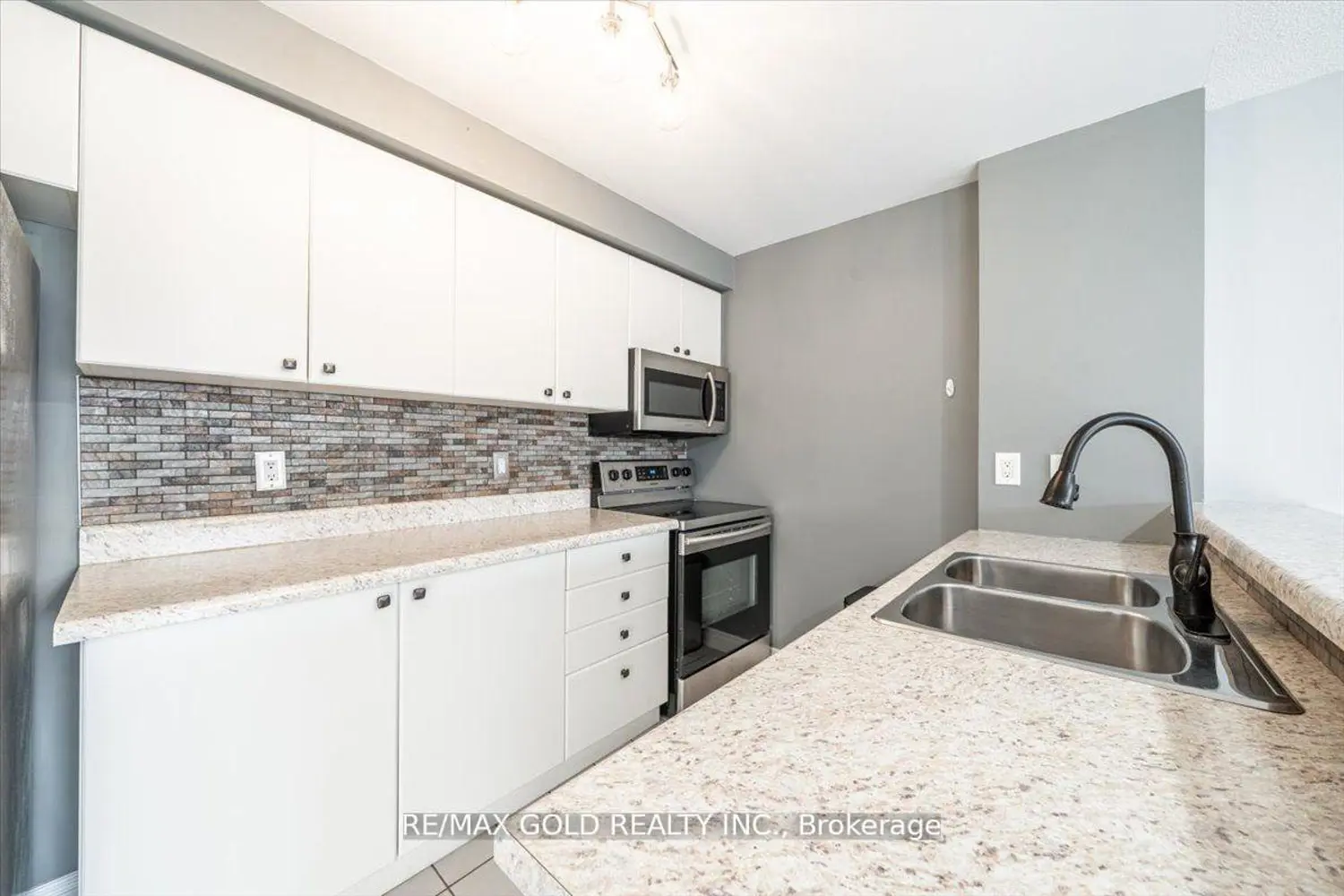 Additional image 18 of 87 Aspen Springs Drive 207